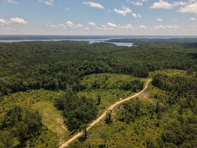 111 Adaleighs Way, Big Sandy, TN 38221