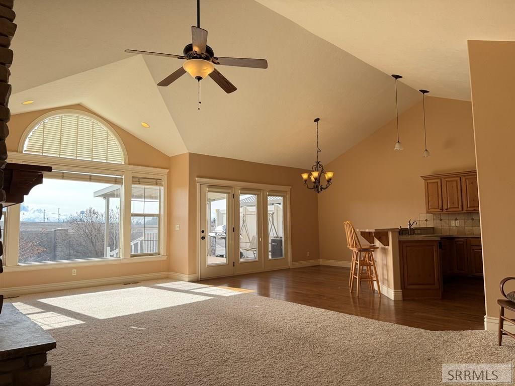 Image 5 of property listing at 326 Eagle Summit Street, Rexburg, ID 83440