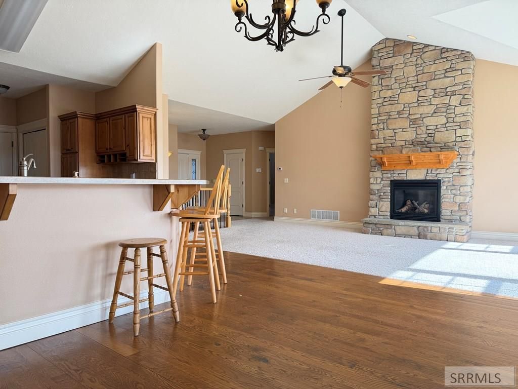 Image 7 of property listing at 326 Eagle Summit Street, Rexburg, ID 83440