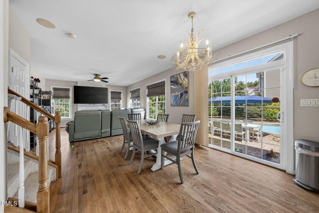 1258 Horsham Way, Apex, NC 27502