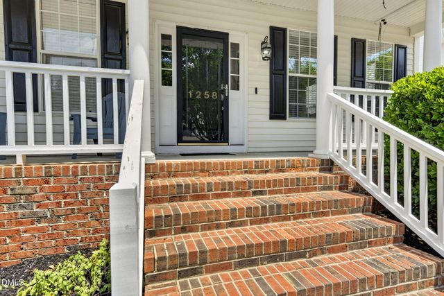 1258 Horsham Way, Apex, NC 27502
