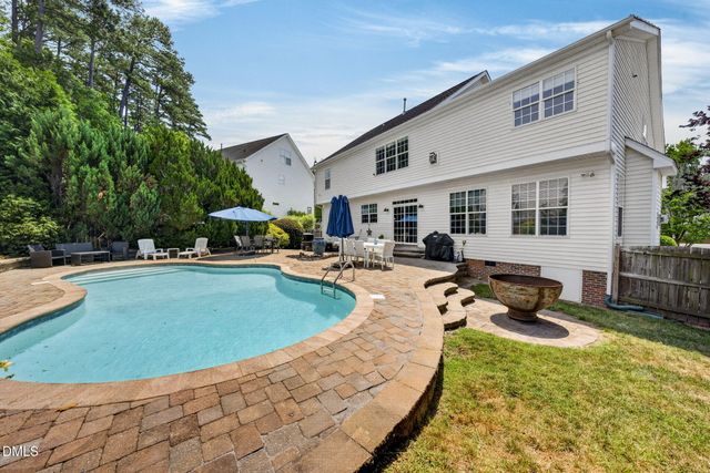 1258 Horsham Way, Apex, NC 27502