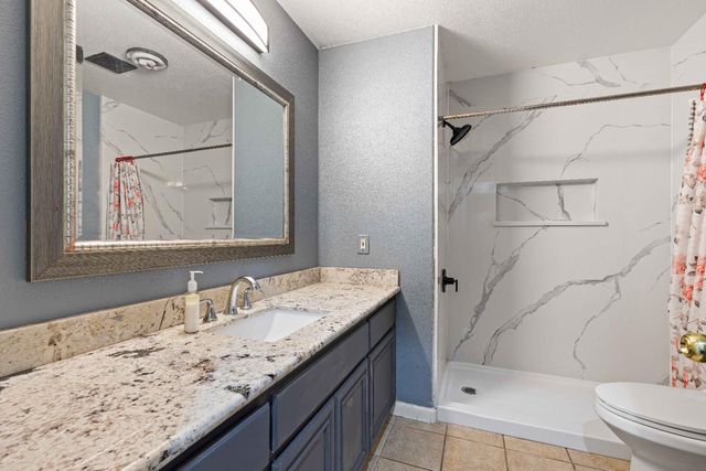 1628 Sungate Dr, Ceres, CA 95307