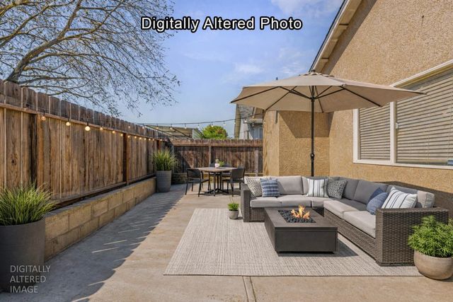 1628 Sungate Dr, Ceres, CA 95307