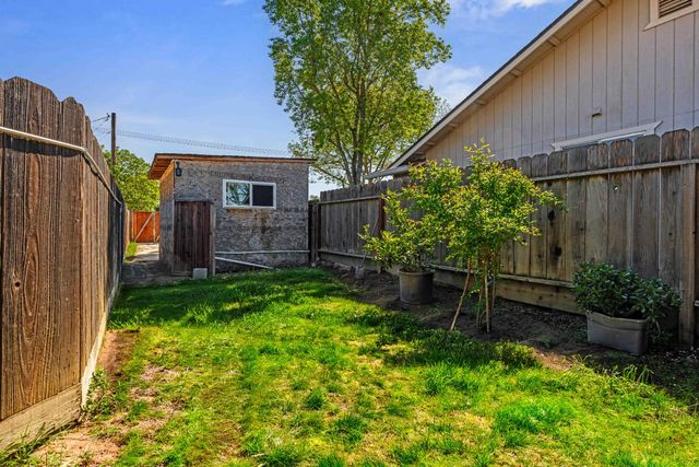 1628 Sungate Dr, Ceres, CA 95307