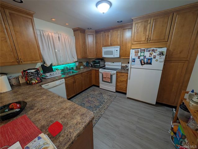 1751 Route 6 UNIT B, Carmel, NY 10512