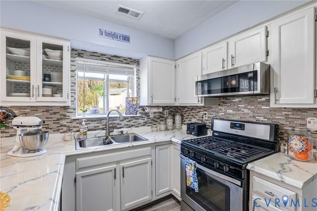 3426 Ransom Hills Ct, North Chesterfield, VA 23237