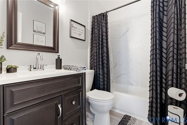 3426 Ransom Hills Ct, North Chesterfield, VA 23237