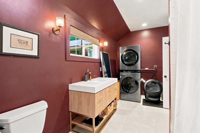 44 Beech Hill Road, Exeter, NH 03833