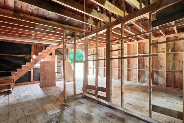 44 Beech Hill Road, Exeter, NH 03833
