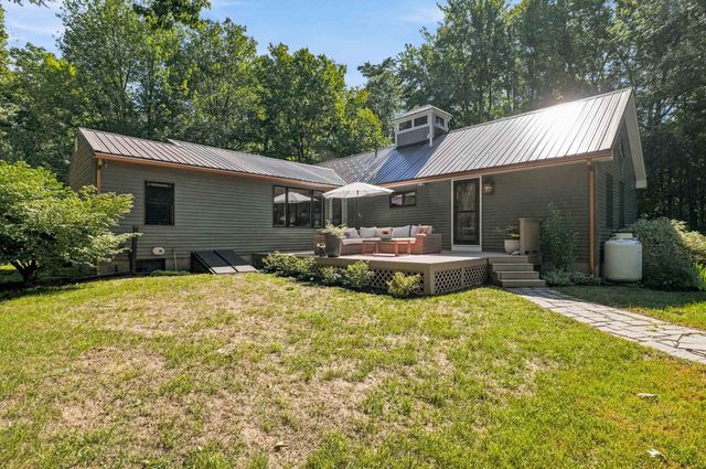 44 Beech Hill Road, Exeter, NH 03833