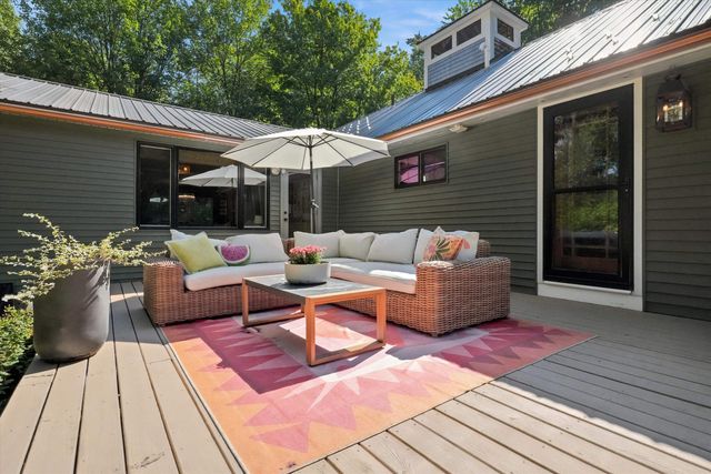 44 Beech Hill Road, Exeter, NH 03833