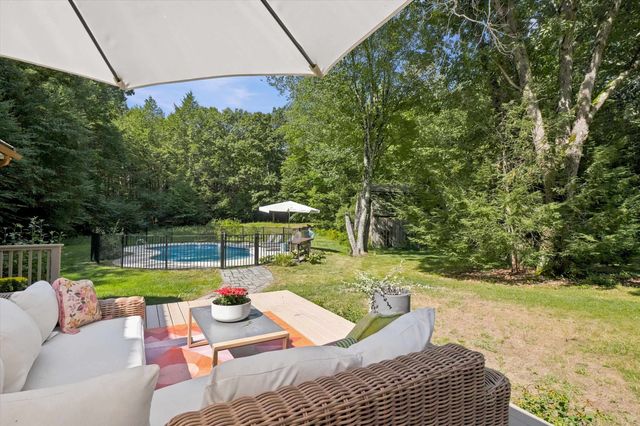 44 Beech Hill Road, Exeter, NH 03833
