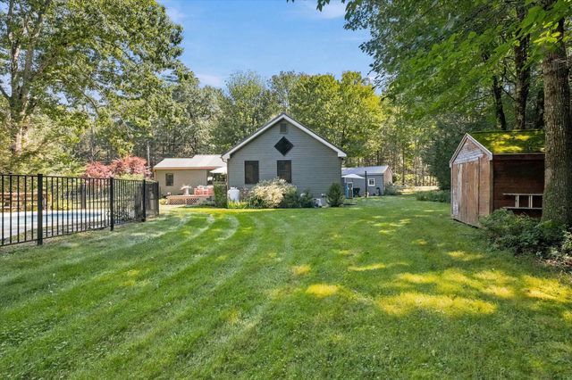 44 Beech Hill Road, Exeter, NH 03833