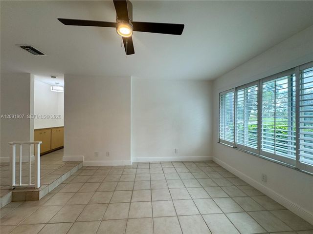 76 Ivy Road 76, Hollywood, FL 33021