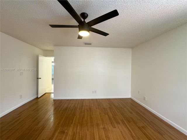 76 Ivy Road 76, Hollywood, FL 33021