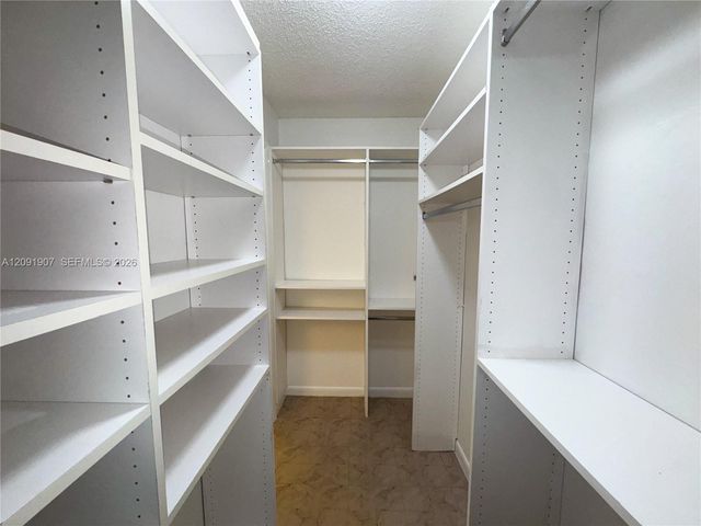 76 Ivy Road 76, Hollywood, FL 33021
