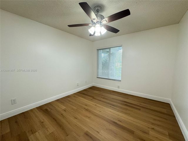 76 Ivy Road 76, Hollywood, FL 33021