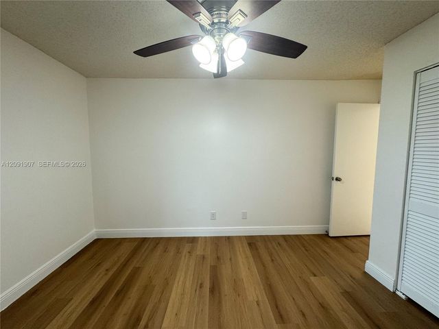 76 Ivy Road 76, Hollywood, FL 33021