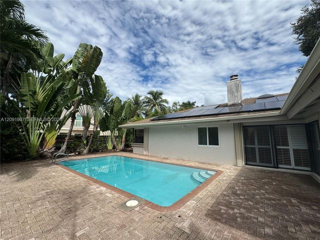 76 Ivy Road 76, Hollywood, FL 33021