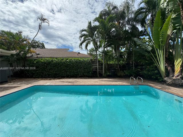 76 Ivy Road 76, Hollywood, FL 33021
