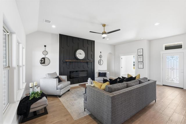 6187 Haley Way, Crandall, TX 75114