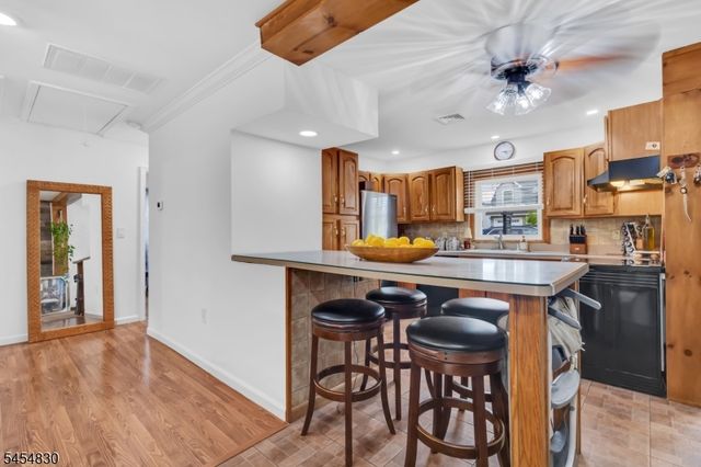 234 Howard Ave, Rochelle Park Twp., NJ 07662