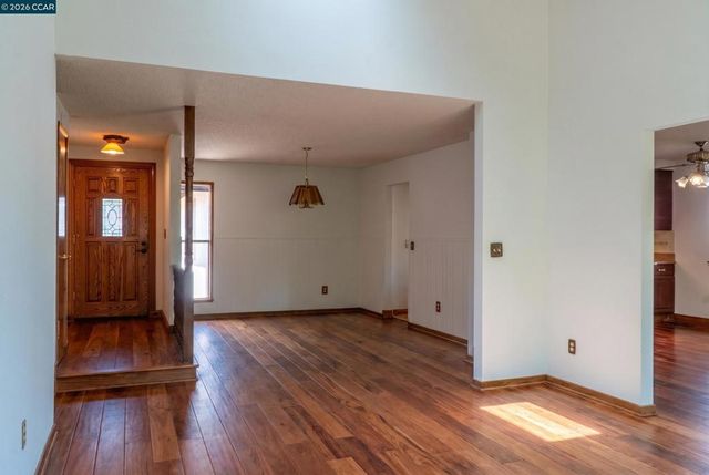 2300 Wildwood Ct, Antioch, CA 94509
