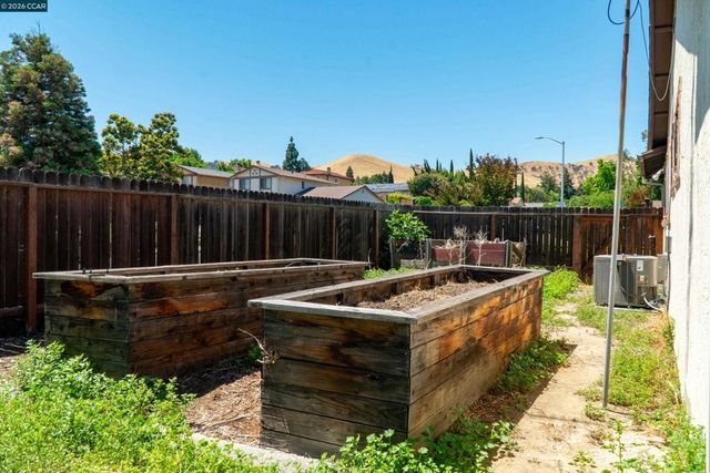 2300 Wildwood Ct, Antioch, CA 94509