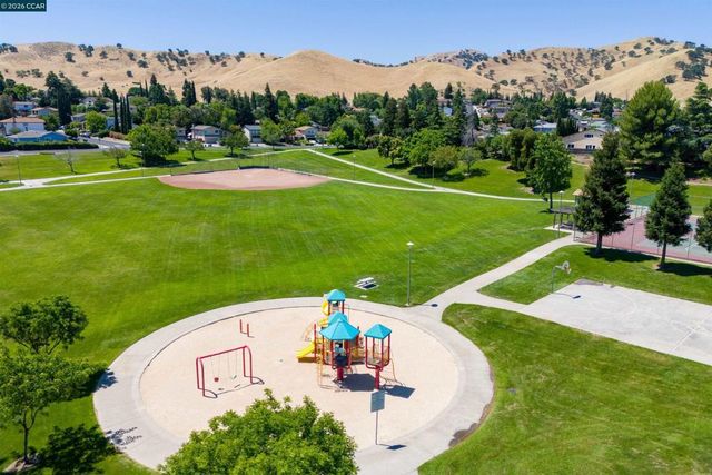 2300 Wildwood Ct, Antioch, CA 94509