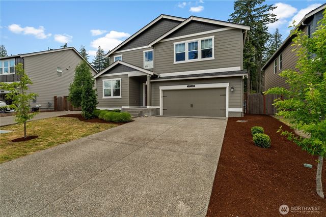 17512 Crossing Drive E, Puyallup, WA 98374