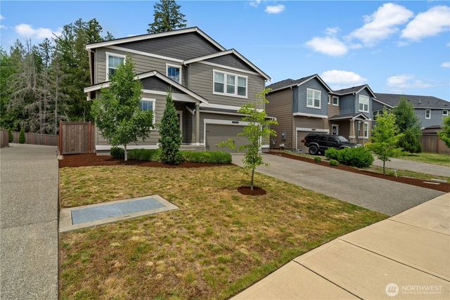 17512 Crossing Drive E, Puyallup, WA 98374