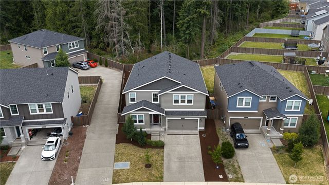 17512 Crossing Drive E, Puyallup, WA 98374