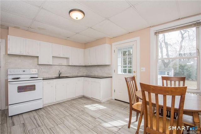13 Wilcox Street, Wethersfield, CT 06109