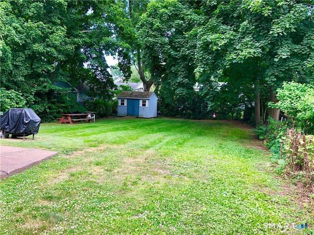 13 Wilcox Street, Wethersfield, CT 06109
