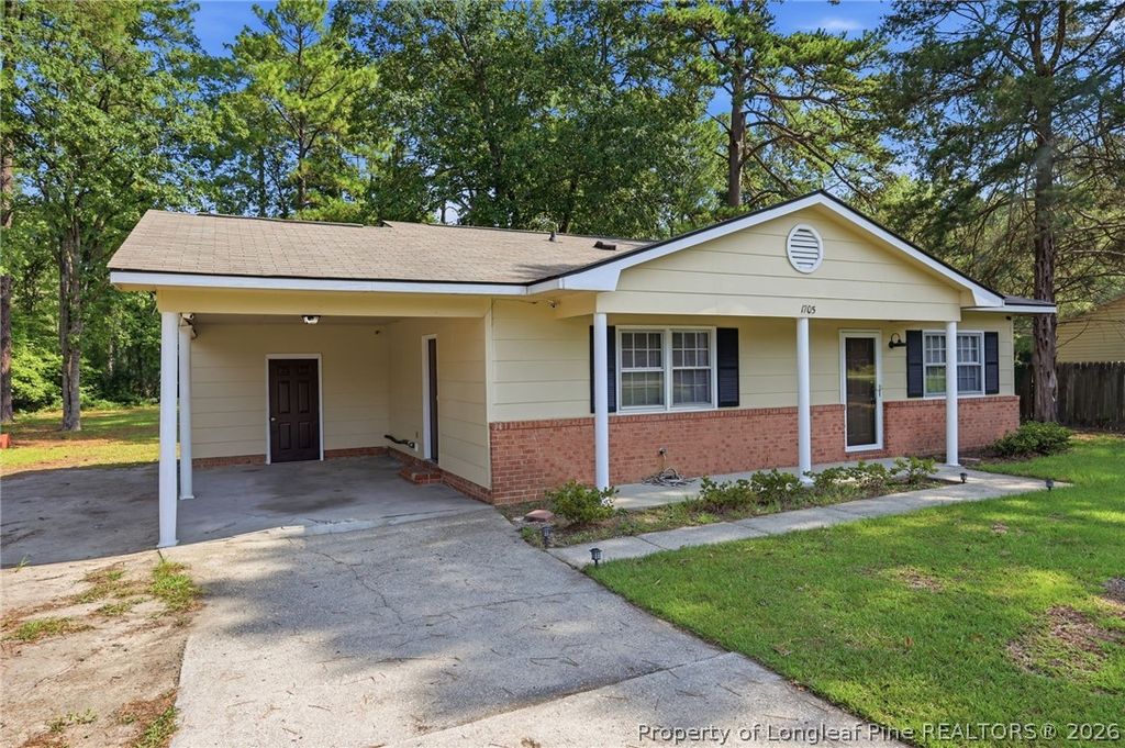 1705 Sand Hill Road, Hope Mills, NC 28348 — photo 2