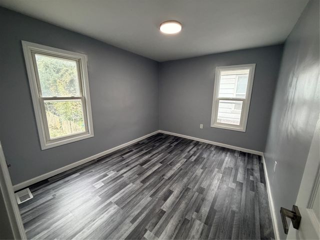 333 E 27TH Street, Erie, PA 16504