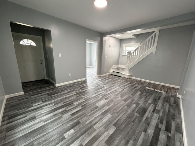 333 E 27TH Street, Erie, PA 16504