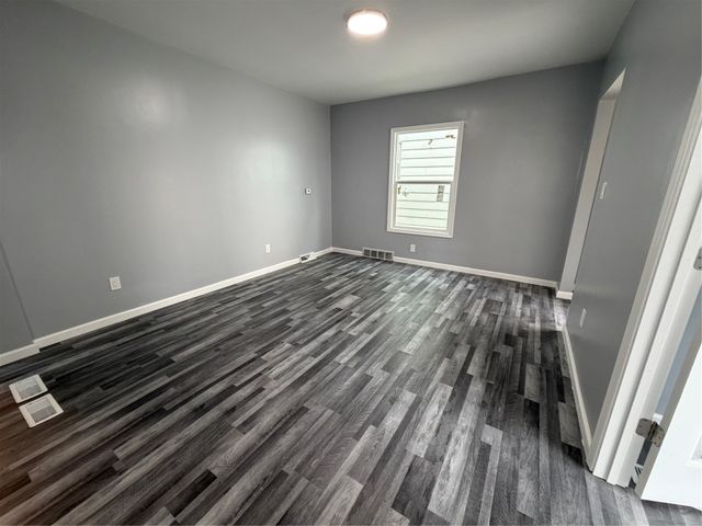 333 E 27TH Street, Erie, PA 16504