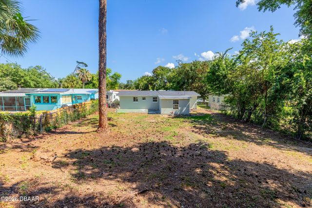 538 Brook Circle, South Daytona, FL 32119