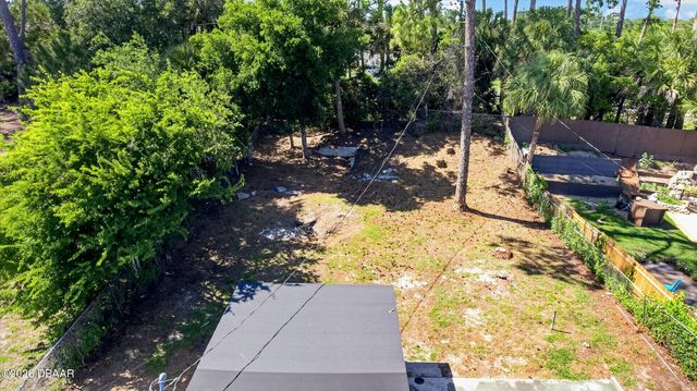 538 Brook Circle, South Daytona, FL 32119