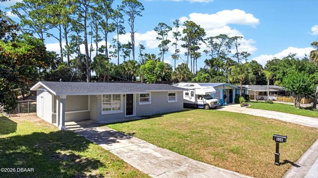 538 Brook Circle, South Daytona, FL 32119