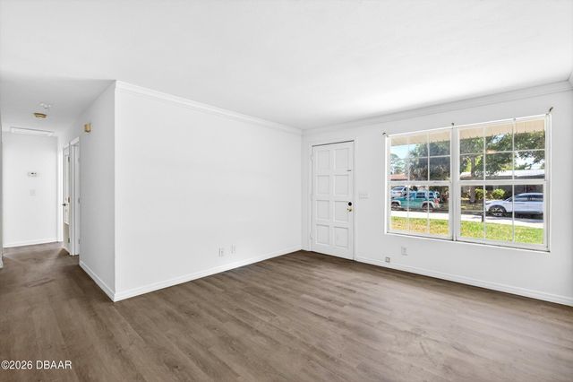 538 Brook Circle, South Daytona, FL 32119