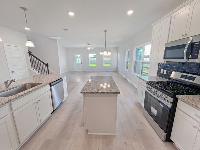 1906 Temple Grove Drive, Iowa Colony, TX 77583
