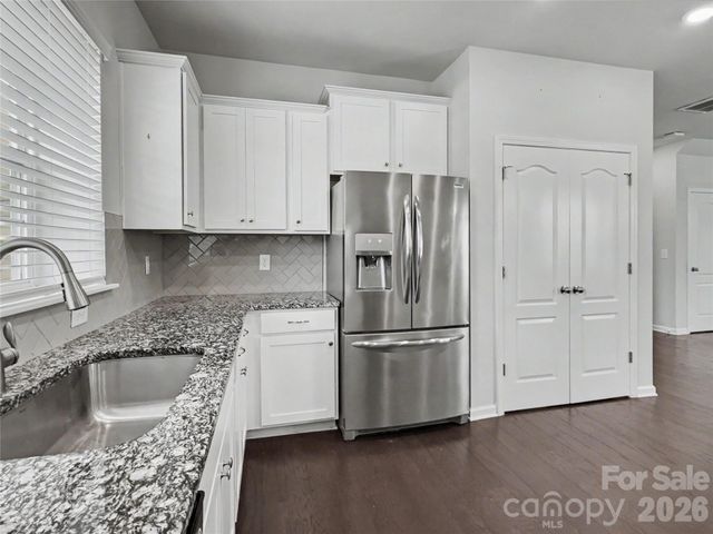 16835 Cozy Cove Road, Charlotte, NC 28278