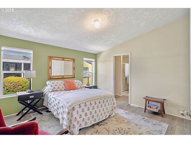 3700 BABCOCK Ln 123, Eugene, OR 97401