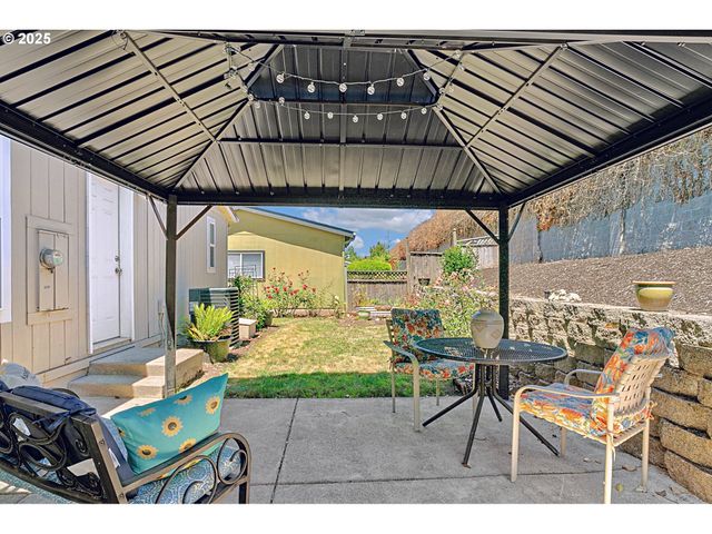 3700 BABCOCK Ln 123, Eugene, OR 97401