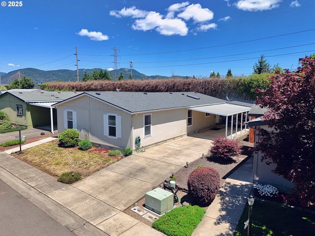 3700 BABCOCK Ln 123, Eugene, OR 97401