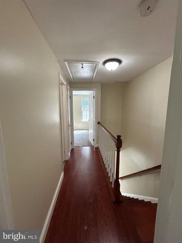 8447 BRAXTED LN, Manassas, VA 20110