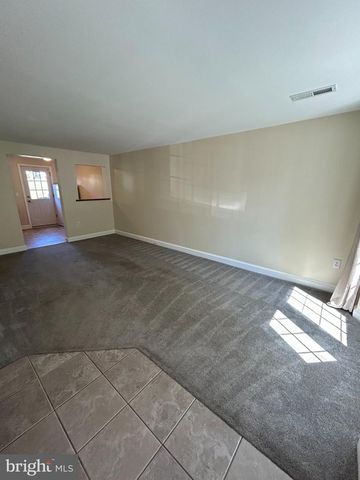 8447 BRAXTED LN, Manassas, VA 20110